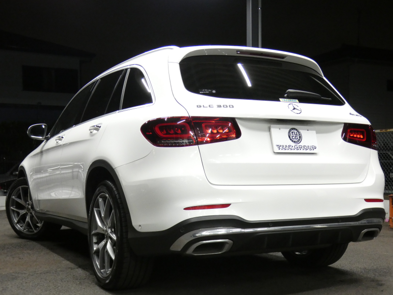 メルセデスベンツ GLC GLC300 4MATIC AMGﾗｲﾝ ﾚｻﾞｰｴｸｽｸﾙｰｼﾌﾞ&ﾚｰﾀﾞｰｾｰﾌﾃｨPKG　後期 meｺﾈｸﾄ AMGｴｱﾛ&20AW 黒本革/ﾍﾞﾝﾁﾚｰﾀｰ/ﾏｯｻｰｼﾞ ﾊﾟﾉﾗﾏSR MBUXﾅﾋﾞ 地ﾃﾞｼﾞ 360度ｶﾒﾗ 前後ﾄﾞﾗﾚｺ Burmester ﾍｯﾄﾞｱｯﾌﾟD 自動ﾘｱｹﾞｰﾄ/ﾌｯﾄOP LEDﾍｯﾄﾞﾗｲﾄ　2年保証付