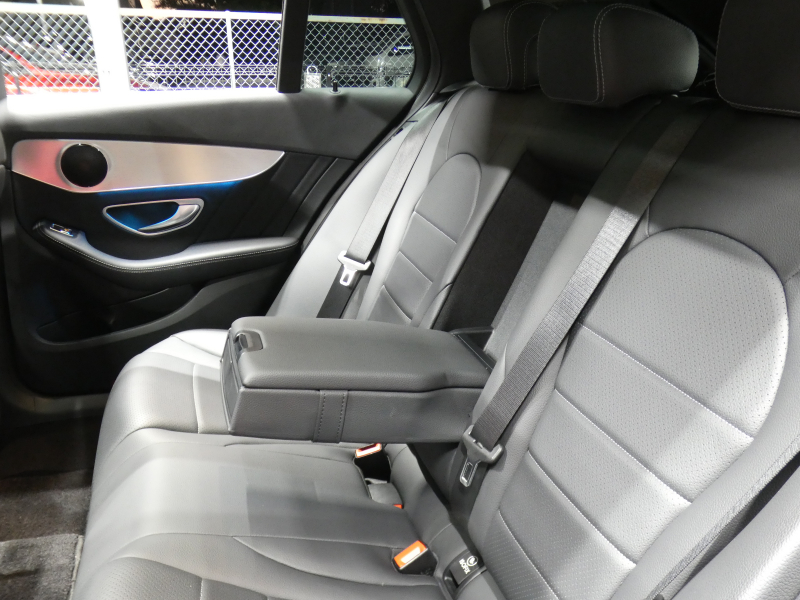 メルセデスベンツ Cクラス C180  ｽﾃｰｼｮﾝﾜｺﾞﾝ ﾛｰﾚｳｽｴﾃﾞｨｼｮﾝ ﾚｰﾀﾞｰｾｰﾌﾃｨPKG　特別仕様車 meｺﾈｸﾄ 9速AT 黒革 ﾊﾟﾉﾗﾏSR HDDﾅﾋﾞ 地ﾃﾞｼﾞ ﾊﾞｯｸｶﾒﾗ ﾄﾞﾗﾚｺ ﾀﾞｲﾅﾐｯｸｾﾚｸﾄ 自動ﾘｱｹﾞｰﾄ LEDﾗｲﾄ ｱﾝﾋﾞｴﾝﾄﾗｲﾄ AMGｴｱﾛ/18AW　2年保証付