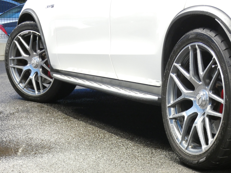 AMG GLC GLC63 S 4MATIC+ ﾚｻﾞｰｴｸｽｸﾙｰｼﾌﾞ&ﾚｰﾀﾞｰｾｰﾌﾃｨPKG　meｺﾈｸﾄ 510ps ﾊﾟﾌｫｰﾏﾝｽｽﾃｱﾘﾝｸﾞ/ｴｸﾞｿﾞｰｽﾄ 専用21ｲﾝﾁAW 黒/白ﾅｯﾊﾟﾚｻﾞｰ ﾊﾟﾉﾗﾏSR ﾅﾋﾞTV 360度ｶﾒﾗ Burmester ﾍｯﾄﾞｱｯﾌﾟD ｴｱﾊﾞﾗﾝｽPKG  ﾄﾞﾗﾚｺ ｷｰﾚｽｺﾞｰ LEDﾗｲﾄ　2年保証付