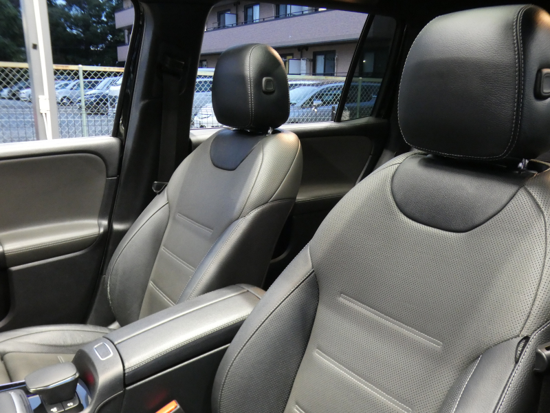 AMG GLB GLB35 4MATIC AMGﾊﾟﾌｫｰﾏﾝｽ&ｱﾄﾞﾊﾞﾝｽﾄﾞ&ﾅﾋﾞｹﾞｰｼｮﾝ&ﾚｰﾀﾞｰｾｰﾌﾃｨPKG　meｺﾈｸﾄ AMGｴｱﾛ/19ｲﾝﾁｱﾙﾐ ﾊﾟﾌｫｰﾏﾝｽｽﾃｱﾘﾝｸﾞ/ｽｲｯﾁ 灰黒革/ﾍﾞﾝﾁﾚｰﾀｰ ﾊﾟﾉﾗﾏｻﾝﾙｰﾌ MBUXﾅﾋﾞ 地ﾃﾞｼﾞ 360度ｶﾒﾗ ﾍｯﾄﾞｱｯﾌﾟD 前後ﾄﾞﾗﾚｺ　2年保証付