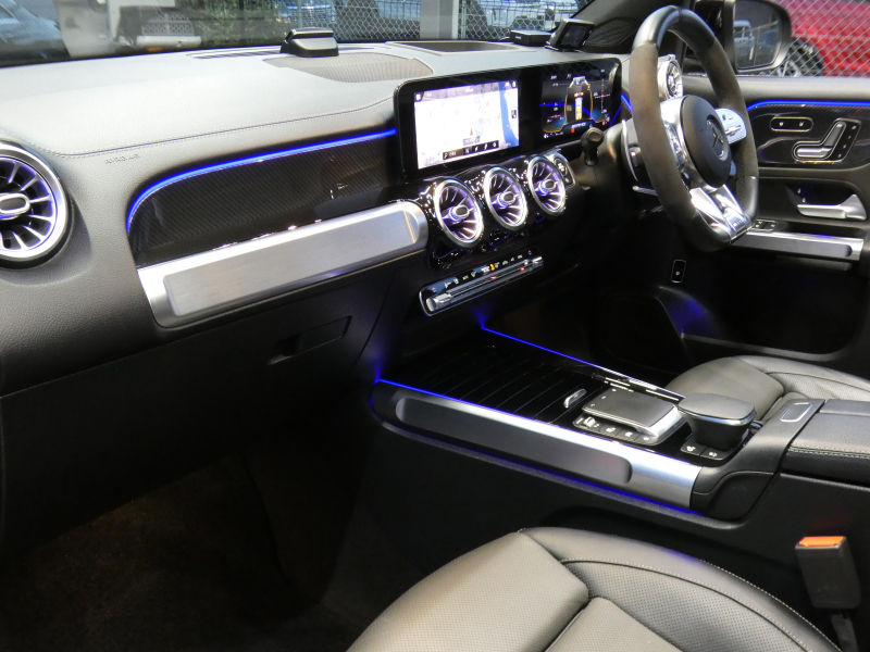 AMG GLB GLB35 4MATIC AMGﾊﾟﾌｫｰﾏﾝｽ&ｱﾄﾞﾊﾞﾝｽﾄﾞ&ﾅﾋﾞｹﾞｰｼｮﾝ&ﾚｰﾀﾞｰｾｰﾌﾃｨPKG　meｺﾈｸﾄ AMGｴｱﾛ/19ｲﾝﾁｱﾙﾐ ﾊﾟﾌｫｰﾏﾝｽｽﾃｱﾘﾝｸﾞ/ｽｲｯﾁ 灰黒革/ﾍﾞﾝﾁﾚｰﾀｰ ﾊﾟﾉﾗﾏｻﾝﾙｰﾌ MBUXﾅﾋﾞ 地ﾃﾞｼﾞ 360度ｶﾒﾗ ﾍｯﾄﾞｱｯﾌﾟD 前後ﾄﾞﾗﾚｺ　2年保証付