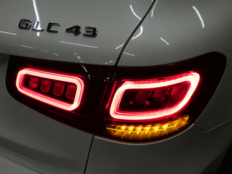 AMG GLC GLC43 4MATIC ﾚｻﾞｰｴｸｽｸﾙｰｼﾌﾞ&ﾚｰﾀﾞｰｾｰﾌﾃｨPKG　後期 390ps meｺﾈｸﾄ 黒革/ﾋｰﾀｰ/ﾍﾞﾝﾁﾚｰﾀｰ MBUXﾅﾋﾞ 地ﾃﾞｼﾞ 360度ｶﾒﾗ ﾍｯﾄﾞｱｯﾌﾟD Burmester ｴｱﾊﾞﾗﾝｽPKG 前後ﾄﾞﾗﾚｺ LEDﾍｯﾄﾞﾗｲﾄ AMGｴｱﾛ/20ｲﾝﾁAW　2年保証付