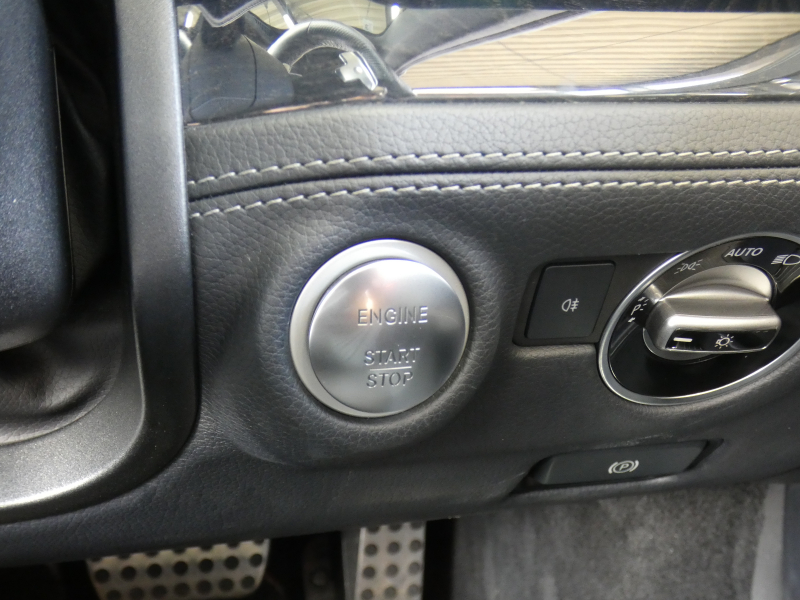 メルセデスベンツ SLクラス SL400 ﾚｰﾀﾞｰｾｰﾌﾃｨPKG　後期 AMG19/20ｲﾝﾁAW(純正OP) ｷｰﾚｽｺﾞｰ ｶﾞﾗｽﾙｰﾌ ﾅｯﾊﾟﾚｻﾞｰｼｰﾄ/ﾋｰﾀｰ/ﾍﾞﾝﾁﾚｰﾀｰ HDDﾅﾋﾞ 地ﾃﾞｼﾞ Aｶｰﾌﾟﾚｲ Bｶﾒﾗ 純正ﾄﾞﾗﾚｺ ﾀﾞｲﾅﾐｯｸｾﾚｸﾄ 自動ﾄﾗﾝｸ/ﾌｯﾄOP LEDﾍｯﾄﾞﾗｲﾄ/自動HB AMGｴｱﾛ　2年保証付