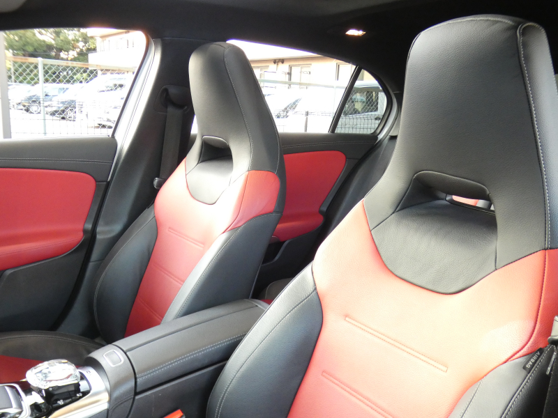 AMG Aクラス A35 4MATIC AMGｱﾄﾞﾊﾞﾝｽﾄﾞ&ﾅﾋﾞｹﾞｰｼｮﾝ&ﾚｰﾀﾞｰｾｰﾌﾃｨPKG　meｺﾈｸﾄ AMGｴｱﾛ 18ｲﾝﾁAW 赤黒革/ﾋｰﾀｰ ﾊﾟﾉﾗﾏｻﾝﾙｰﾌ MBUXﾅﾋﾞ 地ﾃﾞｼﾞ 360度ｶﾒﾗ ﾍｯﾄﾞｱｯﾌﾟD ｱﾄﾞﾊﾞﾝｽﾄﾞｻｳﾝﾄﾞ 前後ﾄﾞﾗﾚｺ LEDﾍｯﾄﾞﾗｲﾄ/自動HB　2年保証付