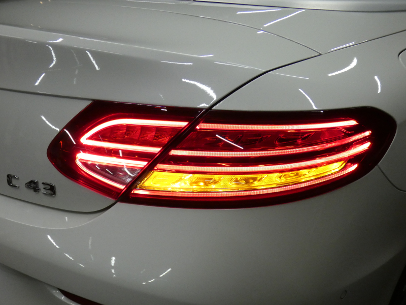 AMG Cクラス C43 4MATIC ｶﾌﾞﾘｵﾚ ﾚｰﾀﾞｰｾｰﾌﾃｨPKG　ｷｰﾚｽｺﾞｰ 9速AT ﾌﾞﾗｯｸ幌 赤本革ｼｰﾄ/ﾋｰﾀｰ/ｴｱｽｶｰﾌ HDDﾅﾋﾞ 地ﾃﾞｼﾞ Bｶﾒﾗ Burmester ｴｱﾊﾞﾗﾝｽPKG AMGｴｱﾛ/19ｲﾝﾁAW AMGﾗｲﾄﾞｺﾝﾄﾛｰﾙｻｽ LEDﾗｲﾄ/自動ﾊｲﾋﾞｰﾑ　2年保証付