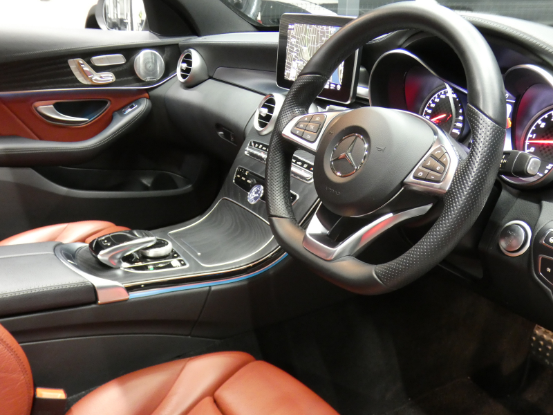 AMG Cクラス C43 4MATIC ｽﾃｰｼｮﾝﾜｺﾞﾝ ﾚｰﾀﾞｰｾｰﾌﾃｨPKG　meｺﾈｸﾄ 9速AT AMGｴｱﾛ&19ｲﾝﾁｱﾙﾐ 赤本革 ﾊﾟﾉﾗﾏｻﾝﾙｰﾌ ﾅﾋﾞTV Bｶﾒﾗ Burmester ﾍｯﾄﾞｱｯﾌﾟD ｴｱﾊﾞﾗﾝｽP/ﾊﾟﾌｭｰﾑｱﾄﾏｲｻﾞｰ 自動ﾘｱｹﾞｰﾄ/ﾌｯﾄOP ﾊﾟﾄﾞﾙｼﾌﾄ LEDﾍｯﾄﾞﾗｲﾄ/自動HB　2年保証付