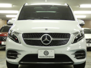 メルセデスベンツ Vクラス V220d ｴｸｽｸﾙｰｼﾌﾞ ﾛﾝｸﾞ ﾌﾟﾗﾁﾅｽｲｰﾄ ﾚｰﾀﾞｰｾｰﾌﾃｨPKG　後期 1ｵｰﾅｰ 受注生産 現行2,000ccE/G 全席ﾅｯﾊﾟﾚｻﾞｰ ｴｸｽｸﾙｰｼﾌﾞｼｰﾄ DINAMICAﾙｰﾌﾗｲﾅｰ ﾊﾟﾉﾗﾏSR MBUXﾅﾋﾞ Aｶｰﾌﾟﾚｲ 360ｶﾒﾗ AMGｴｱﾛ&19AW　新車保証継承可能