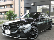 メルセデスベンツ Cクラス C180 ｸｰﾍﾟ ｽﾎﾟｰﾂ ﾚｻﾞｰｴｸｽｸﾙｰｼﾌﾞ&ﾚｰﾀﾞｰｾｰﾌﾃｨPKG　後期 meｺﾈｸﾄ 黒本革 ﾊﾟﾉﾗﾏSR ﾅﾋﾞTV Aｶｰﾌﾟﾚｲ Bｶﾒﾗ ﾍｯﾄﾞｱｯﾌﾟD ｴｱﾊﾞﾗﾝｽPKG ﾀﾞｲﾅﾐｯｸｾﾚｸﾄ AMGｴｱﾛ AMG19ｲﾝﾁAW LEDﾍｯﾄﾞﾗｲﾄ　2年保証付