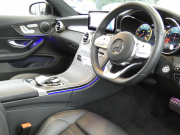 メルセデスベンツ Cクラス C180 ｸｰﾍﾟ ｽﾎﾟｰﾂ ﾚｻﾞｰｴｸｽｸﾙｰｼﾌﾞ&ﾚｰﾀﾞｰｾｰﾌﾃｨPKG　後期 meｺﾈｸﾄ 黒本革 ﾊﾟﾉﾗﾏSR ﾅﾋﾞTV Aｶｰﾌﾟﾚｲ Bｶﾒﾗ ﾍｯﾄﾞｱｯﾌﾟD ｴｱﾊﾞﾗﾝｽPKG ﾀﾞｲﾅﾐｯｸｾﾚｸﾄ AMGｴｱﾛ AMG19ｲﾝﾁAW LEDﾍｯﾄﾞﾗｲﾄ　2年保証付