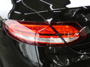 メルセデスベンツ Cクラス C180 ｸｰﾍﾟ ｽﾎﾟｰﾂ ﾚｻﾞｰｴｸｽｸﾙｰｼﾌﾞ&ﾚｰﾀﾞｰｾｰﾌﾃｨPKG　後期 meｺﾈｸﾄ 黒本革 ﾊﾟﾉﾗﾏSR ﾅﾋﾞTV Aｶｰﾌﾟﾚｲ Bｶﾒﾗ ﾍｯﾄﾞｱｯﾌﾟD ｴｱﾊﾞﾗﾝｽPKG ﾀﾞｲﾅﾐｯｸｾﾚｸﾄ AMGｴｱﾛ AMG19ｲﾝﾁAW LEDﾍｯﾄﾞﾗｲﾄ　2年保証付