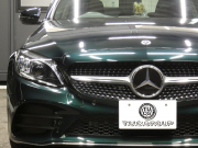 メルセデスベンツ Cクラス C200ｱﾊﾞﾝｷﾞｬﾙﾄﾞ AMGﾗｲﾝ ﾚｻﾞｰｴｸｽｸﾙｰｼﾌﾞ&ﾚｰﾀﾞｰｾｰﾌﾃｨPKG　後期 1ｵｰﾅｰ BSG搭載 9速AT meｺﾈｸﾄ 赤本革 HDDﾅﾋﾞ 地ﾃﾞｼﾞ Appleｶｰﾌﾟﾚｲ Bｶﾒﾗ ﾍｯﾄﾞｱｯﾌﾟD Burmester 液晶ﾒｰﾀｰ LEDﾍｯﾄﾞﾗｲﾄ　2年保証付