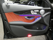 メルセデスベンツ Cクラス C200ｱﾊﾞﾝｷﾞｬﾙﾄﾞ AMGﾗｲﾝ ﾚｻﾞｰｴｸｽｸﾙｰｼﾌﾞ&ﾚｰﾀﾞｰｾｰﾌﾃｨPKG　後期 1ｵｰﾅｰ BSG搭載 9速AT meｺﾈｸﾄ 赤本革 HDDﾅﾋﾞ 地ﾃﾞｼﾞ Appleｶｰﾌﾟﾚｲ Bｶﾒﾗ ﾍｯﾄﾞｱｯﾌﾟD Burmester 液晶ﾒｰﾀｰ LEDﾍｯﾄﾞﾗｲﾄ　2年保証付