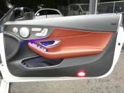 AMG Cクラス C43 4MATIC ｶﾌﾞﾘｵﾚ ﾚｰﾀﾞｰｾｰﾌﾃｨPKG　後期 390ps meｺﾈｸﾄ 赤革 赤幌 HDDﾅﾋﾞ 地ﾃﾞｼﾞ Appleｶｰﾌﾟﾚｲ ﾍｯﾄﾞｱｯﾌﾟD Burmester ﾏﾙﾁﾋﾞｰﾑLEDﾍｯﾄﾞﾗｲﾄ　2年保証付