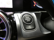 AMG GLB GLB35 4MATIC AMGﾊﾟﾌｫｰﾏﾝｽ&AMGｱﾄﾞﾊﾞﾝｽﾄﾞ&ﾚｰﾀﾞｰｾｰﾌﾃｨPKG　meｺﾈｸﾄ AMGｴｱﾛ 19ｲﾝﾁｱﾙﾐ ﾊﾟﾌｫｰﾏﾝｽｽﾃｱﾘﾝｸﾞ ﾄﾞﾗｲﾌﾞｺﾝﾄﾛｰﾙｽｲｯﾁ 赤黒革 ﾊﾟﾉﾗﾏｻﾝﾙｰﾌ MBUXﾅﾋﾞ 360ｶﾒﾗ　2年保証付