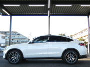 AMG GLCクーペ GLC43 4MATIC ｸｰﾍﾟ ﾚｻﾞｰｴｸｽｸﾙｰｼﾌﾞ&ﾚｰﾀﾞｰｾｰﾌﾃｨPKG　後期 390ps meｺﾈｸﾄ 黒本革/ﾍﾞﾝﾁﾚｰﾀｰ ｻﾝﾙｰﾌ MBUXﾅﾋﾞ 地ﾃﾞｼﾞ 360ｶﾒﾗ ﾍｯﾄﾞｱｯﾌﾟD ｴｱﾊﾞﾗﾝｽPKG ﾏﾙﾁﾋﾞｰﾑLEDﾍｯﾄﾞﾗｲﾄ AMGｴｱﾛ/20ｲﾝﾁAW　2年保証付