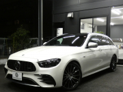 AMG Eクラス E53 4MATIC+ ｽﾃｰｼｮﾝﾜｺﾞﾝ ｴｸｽｸﾙｰｼﾌﾞ&ﾚｰﾀﾞｰｾｰﾌﾃｨPKG ISG搭載 後期ﾓﾃﾞﾙ 1ｵｰﾅｰ meｺﾈｸﾄ 黒ﾅｯﾊﾟﾚｻﾞｰ/ﾍﾞﾝﾁﾚｰﾀｰ ﾊﾟﾉﾗﾏｻﾝﾙｰﾌ MBUXﾅﾋﾞ 地ﾃﾞｼﾞ 360ｶﾒﾗ Aｶｰﾌﾟﾚｲ Burmester ﾍｯﾄﾞｱｯﾌﾟD　2年保証付