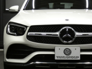 メルセデスベンツ GLC GLC300 4MATIC AMGﾗｲﾝ ﾚｻﾞｰｴｸｽｸﾙｰｼﾌﾞ&ﾚｰﾀﾞｰｾｰﾌﾃｨPKG　後期 1ｵｰﾅｰ meｺﾈｸﾄ 赤黒本革 ｼｰﾄﾋｰﾀｰ ﾊﾟﾉﾗﾏｻﾝﾙｰﾌ MBUXﾅﾋﾞTV Aｶｰﾌﾟﾚｲ 360ｶﾒﾗ ﾍｯﾄﾞｱｯﾌﾟD ｴｱﾊﾞﾗﾝｽPKG 前後ﾄﾞﾗﾚｺ AMGｴｱﾛ&20ｲﾝﾁAW　新車保証継承可能