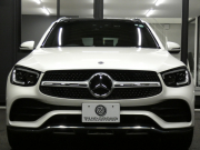 メルセデスベンツ GLC GLC300 4MATIC AMGﾗｲﾝ ﾚｻﾞｰｴｸｽｸﾙｰｼﾌﾞ&ﾚｰﾀﾞｰｾｰﾌﾃｨPKG　後期 1ｵｰﾅｰ meｺﾈｸﾄ 赤黒本革 ｼｰﾄﾋｰﾀｰ ﾊﾟﾉﾗﾏｻﾝﾙｰﾌ MBUXﾅﾋﾞTV Aｶｰﾌﾟﾚｲ 360ｶﾒﾗ ﾍｯﾄﾞｱｯﾌﾟD ｴｱﾊﾞﾗﾝｽPKG 前後ﾄﾞﾗﾚｺ AMGｴｱﾛ&20ｲﾝﾁAW　新車保証継承可能