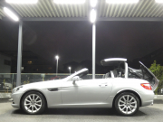 メルセデスベンツ SLKクラス SLK200 ﾄﾚﾝﾄﾞ　黒本革ｼｰﾄ ｼｰﾄﾋｰﾀｰ&ｴｱｽｶｰﾌ ｶﾞﾗｽﾙｰﾌ HDDﾅﾋﾞ 地ﾃﾞｼﾞ DSRC ｷｾﾉﾝﾗｲﾄ ｲﾝﾃﾘｼﾞｪﾝﾄﾗｲﾄ&ｱﾀﾞﾌﾟﾃｨﾌﾞHB 純正17ｲﾝﾁAW ﾊﾟﾄﾞﾙｼﾌﾄ ﾄﾗﾝｸｽﾎﾟｲﾗｰ　2年保証付