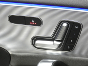 メルセデスベンツ Aクラス A180 ｽﾀｲﾙ AMGﾗｲﾝ AMGﾚｻﾞｰｴｸｽｸﾙｰｼﾌﾞ&ｱﾄﾞﾊﾞﾝｽﾄﾞ&ﾚｰﾀﾞｰｾｰﾌﾃｨPKG　meｺﾈｸﾄ 灰黒革 ﾊﾟﾉﾗﾏSR MBUXﾅﾋﾞTV 360ｶﾒﾗ ｱﾄﾞﾊﾞﾝｽﾄﾞｻｳﾝﾄﾞ ﾍｯﾄﾞｱｯﾌﾟD Fﾄﾞﾗﾚｺ LEDﾗｲﾄ/ｱﾀﾞﾌﾟﾃｨﾌﾞHB　2年保証付