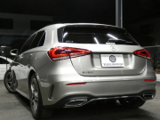 メルセデスベンツ Aクラス A180 ｽﾀｲﾙ AMGﾗｲﾝ AMGﾚｻﾞｰｴｸｽｸﾙｰｼﾌﾞ&ｱﾄﾞﾊﾞﾝｽﾄﾞ&ﾚｰﾀﾞｰｾｰﾌﾃｨPKG　meｺﾈｸﾄ 灰黒革 ﾊﾟﾉﾗﾏSR MBUXﾅﾋﾞTV 360ｶﾒﾗ ｱﾄﾞﾊﾞﾝｽﾄﾞｻｳﾝﾄﾞ ﾍｯﾄﾞｱｯﾌﾟD Fﾄﾞﾗﾚｺ LEDﾗｲﾄ/ｱﾀﾞﾌﾟﾃｨﾌﾞHB　2年保証付