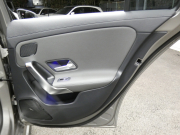 メルセデスベンツ Aクラス A180 ｽﾀｲﾙ AMGﾗｲﾝ AMGﾚｻﾞｰｴｸｽｸﾙｰｼﾌﾞ&ｱﾄﾞﾊﾞﾝｽﾄﾞ&ﾚｰﾀﾞｰｾｰﾌﾃｨPKG　meｺﾈｸﾄ 灰黒革 ﾊﾟﾉﾗﾏSR MBUXﾅﾋﾞTV 360ｶﾒﾗ ｱﾄﾞﾊﾞﾝｽﾄﾞｻｳﾝﾄﾞ ﾍｯﾄﾞｱｯﾌﾟD Fﾄﾞﾗﾚｺ LEDﾗｲﾄ/ｱﾀﾞﾌﾟﾃｨﾌﾞHB　2年保証付