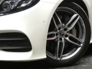 メルセデスベンツ Eクラス E300 ｸｰﾍﾟ ｽﾎﾟｰﾂ ｴｸｽｸﾙｰｼﾌﾞ&ﾚｰﾀﾞｰｾｰﾌﾃｨPKG　245ps AMGｴｱﾛ&19AW meｺﾈｸﾄ ｷｰﾚｽｺﾞｰ ﾅｯﾊﾟ黒革 ﾍﾞﾝﾁﾚｰﾀｰ&ﾏｯｻｰｼﾞ ﾊﾟﾉﾗﾏｻﾝﾙｰﾌ ﾅﾋﾞTV 360ｶﾒﾗ Aｶｰﾌﾟﾚｲ Burmester ﾍｯﾄﾞｱｯﾌﾟD ｴｱﾊﾞﾗﾝｽPKG ｵｰﾄﾄﾗﾝｸ　2年保証付