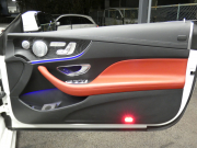 メルセデスベンツ Eクラス E200 ｶﾌﾞﾘｵﾚ ｽﾎﾟｰﾂ ﾚｰﾀﾞｰｾｰﾌﾃｨPKG　meｺﾈｸﾄ AMGｴｱﾛ&19AW ﾀﾞｰｸﾚｯﾄﾞ幌 ﾚｯﾄﾞ/ﾌﾞﾗｯｸ革 ﾋｰﾀｰ&ｴｱｽｶｰﾌ 純正ﾅﾋﾞ 地ﾃﾞｼﾞ Aｶｰﾌﾟﾚｲ 360ｶﾒﾗ ﾄﾞﾗﾚｺ ﾍｯﾄﾞｱｯﾌﾟD Burmester ｴｱﾊﾞﾗﾝｽPKG　2年保証付