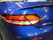 AMG Cクラス C43 4MATIC ｶﾌﾞﾘｵﾚ ﾚｰﾀﾞｰｾｰﾌﾃｨPKG　後期 390ps meｺﾈｸﾄ 白革 青幌 HDDﾅﾋﾞ 地ﾃﾞｼﾞ Appleｶｰﾌﾟﾚｲ ﾍｯﾄﾞｱｯﾌﾟD Burmester ｴｱﾊﾞﾗﾝｽPKG ﾏﾙﾁﾋﾞｰﾑLEDﾍｯﾄﾞﾗｲﾄ ｱﾝﾋﾞｴﾝﾄｴｱｱｳﾄﾚｯﾄ　2年保証付