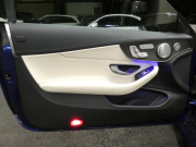 AMG Cクラス C43 4MATIC ｶﾌﾞﾘｵﾚ ﾚｰﾀﾞｰｾｰﾌﾃｨPKG　後期 390ps meｺﾈｸﾄ 白革 青幌 HDDﾅﾋﾞ 地ﾃﾞｼﾞ Appleｶｰﾌﾟﾚｲ ﾍｯﾄﾞｱｯﾌﾟD Burmester ｴｱﾊﾞﾗﾝｽPKG ﾏﾙﾁﾋﾞｰﾑLEDﾍｯﾄﾞﾗｲﾄ ｱﾝﾋﾞｴﾝﾄｴｱｱｳﾄﾚｯﾄ　2年保証付