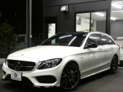 AMG Cクラス C43 4MATIC ｽﾃｰｼｮﾝﾜｺﾞﾝ ﾚｰﾀﾞｰｾｰﾌﾃｨPKG　9AT 赤本革 ﾊﾟﾉﾗﾏSR HDDﾅﾋﾞ 地ﾃﾞｼﾞ Bｶﾒﾗ Burmester ﾍｯﾄﾞｱｯﾌﾟD LEDﾍｯﾄﾞﾗｲﾄ ｵｰﾄﾘｱｹﾞｰﾄ ｴｱﾊﾞﾗﾝｽPKG AMGｴｱﾛ&19ｲﾝﾁAW　2年保証付