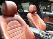 AMG Cクラス C43 4MATIC ｽﾃｰｼｮﾝﾜｺﾞﾝ ﾚｰﾀﾞｰｾｰﾌﾃｨPKG　9AT 赤本革 ﾊﾟﾉﾗﾏSR HDDﾅﾋﾞ 地ﾃﾞｼﾞ Bｶﾒﾗ Burmester ﾍｯﾄﾞｱｯﾌﾟD LEDﾍｯﾄﾞﾗｲﾄ ｵｰﾄﾘｱｹﾞｰﾄ ｴｱﾊﾞﾗﾝｽPKG AMGｴｱﾛ&19ｲﾝﾁAW　2年保証付