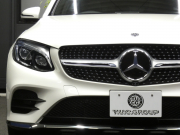 メルセデスベンツ GLCクーペ GLC220d 4MATIC ｸｰﾍﾟ ｽﾎﾟｰﾂ 本革仕様 ﾚｰﾀﾞｰｾｰﾌﾃｨPKG　meｺﾈｸﾄ ｷｰﾚｽｺﾞｰ 黒本革ｼｰﾄ HDDﾅﾋﾞTV 360度ｶﾒﾗ Burmester ﾍｯﾄﾞｱｯﾌﾟD 自動ﾃｰﾙｹﾞｰﾄ/ﾌｯﾄOP ｴｱﾊﾞﾗﾝｽPKG LEDﾗｲﾄ/ｵｰﾄHB AMGｴｱﾛ AMG19AW　2年保証付