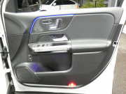 メルセデスベンツ GLB GLB250 4MATIC ｽﾎﾟｰﾂ ﾚｰﾀﾞｰｾｰﾌﾃｨPKG　meｺﾈｸﾄ ｷｰﾚｽｺﾞｰ AMGｴｱﾛ&20ｲﾝﾁAW 黒本革ｼｰﾄ MBUXﾅﾋﾞ 地ﾃﾞｼﾞ 360度ｶﾒﾗ ﾀﾞｲﾅﾐｯｸｾﾚｸﾄ ﾊﾟﾄﾞﾙｼﾌﾄ 360度ﾄﾞﾗﾚｺ 自動ﾘｱｹﾞｰﾄ LEDﾍｯﾄﾞﾗｲﾄ ｵｰﾄHB　2年保証付