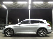 メルセデスベンツ GLC GLC300 4MATIC AMGﾗｲﾝ ﾚｻﾞｰｴｸｽｸﾙｰｼﾌﾞ&ﾚｰﾀﾞｰｾｰﾌﾃｨPKG　後期 meｺﾈｸﾄ 黒本革 ｼｰﾄﾋｰﾀｰ&ﾍﾞﾝﾁﾚｰﾀｰ ﾊﾟﾉﾗﾏｻﾝﾙｰﾌ MBUXﾅﾋﾞTV Aｶｰﾌﾟﾚｲ 360ｶﾒﾗ ﾍｯﾄﾞｱｯﾌﾟD ｴｱﾊﾞﾗﾝｽPKG 前後ﾄﾞﾗﾚｺ AMGｴｱﾛ&20ｲﾝﾁAW　新車保証継承可能