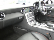 メルセデスベンツ SLCクラス SLC200 ｽﾎﾟｰﾂ ﾚｰﾀﾞｰｾｰﾌﾃｨPKG　ﾏｼﾞｯｸｽｶｲC ｽﾎﾟｰﾂｴｸﾞｿﾞｰｽﾄ ｷｰﾚｽｺﾞｰ 黒本革ｼｰﾄ/ﾋｰﾀｰ HDDﾅﾋﾞTV Bｶﾒﾗ Aｶｰﾌﾟﾚｲ ﾊﾟﾄﾞﾙｼﾌﾄ ﾀﾞｲﾅﾐｯｸｾﾚｸﾄ harman/kardon AMGｴｱﾛ&18ｲﾝﾁAW LEDﾍｯﾄﾞﾗｲﾄ/ｱﾀﾞﾌﾟﾃｨﾌﾞHB　2年保証付