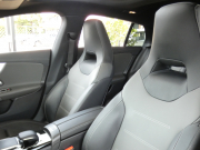 メルセデスベンツ CLAクラス CLA200d ｼｭｰﾃｨﾝｸﾞﾌﾞﾚｰｸ AMGﾗｲﾝ AMGﾚｻﾞｰｴｸｽｸﾙｰｼﾌﾞ&ｱﾄﾞﾊﾞﾝｽﾄﾞ&ﾚｰﾀﾞｰｾｰﾌﾃｨPKG　meｺﾈｸﾄ 灰黒革 ﾊﾟﾉﾗﾏSR MBUXﾅﾋﾞTV 360ｶﾒﾗ ｱﾄﾞﾊﾞﾝｽﾄﾞｻｳﾝﾄﾞ ﾍｯﾄﾞｱｯﾌﾟD 前後ﾄﾞﾗﾚｺ LEDﾗｲﾄ/ｱﾀﾞﾌﾟﾃｨﾌﾞHB　2年保証付