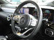 メルセデスベンツ CLAクラス CLA200d ｼｭｰﾃｨﾝｸﾞﾌﾞﾚｰｸ AMGﾗｲﾝ AMGﾚｻﾞｰｴｸｽｸﾙｰｼﾌﾞ&ｱﾄﾞﾊﾞﾝｽﾄﾞ&ﾚｰﾀﾞｰｾｰﾌﾃｨPKG　meｺﾈｸﾄ 灰黒革 ﾊﾟﾉﾗﾏSR MBUXﾅﾋﾞTV 360ｶﾒﾗ ｱﾄﾞﾊﾞﾝｽﾄﾞｻｳﾝﾄﾞ ﾍｯﾄﾞｱｯﾌﾟD 前後ﾄﾞﾗﾚｺ LEDﾗｲﾄ/ｱﾀﾞﾌﾟﾃｨﾌﾞHB　2年保証付
