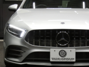 AMG Aクラス A35 4MATIC AMGﾊﾟﾌｫｰﾏﾝｽ&AMGｱﾄﾞﾊﾞﾝｽﾄﾞ&ﾚｰﾀﾞｰｾｰﾌﾃｨPKG　meｺﾈｸﾄ AMGﾊﾟﾌｫｰﾏﾝｽｽﾃｱﾘﾝｸﾞ&ｼｰﾄ AMGｴｱﾛ&18ｲﾝﾁAW 強化ﾌﾞﾚｰｷ 灰黒革 ﾊﾟﾉﾗﾏSR MBUXﾅﾋﾞ 360ｶﾒﾗ ﾍｯﾄﾞｱｯﾌﾟD 液晶ﾒｰﾀｰ ｱﾄﾞﾊﾞﾝｽﾄﾞS 前後ﾄﾞﾗﾚｺ　2年保証付