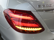 メルセデスベンツ Eクラス E200 ｱﾊﾞﾝｷﾞｬﾙﾄﾞ ｽﾎﾟｰﾂ ﾚｻﾞｰ&ﾚｰﾀﾞｰｾｰﾌﾃｨPKG　meｺﾈｸﾄ 黒ﾅｯﾊﾟﾚｻﾞｰ 全席ﾋｰﾀｰ HDDﾅﾋﾞ 地ﾃﾞｼﾞ Appleｶｰﾌﾟﾚｲ Burmester 360ｶﾒﾗ ﾍｯﾄﾞｱｯﾌﾟD ｴｱﾊﾞﾗﾝｽPKG AMGｴｱﾛ 19ｲﾝﾁｱﾙﾐ 前後ﾄﾞﾗﾚｺ　2年保証付