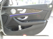 メルセデスベンツ Eクラス E200 ｱﾊﾞﾝｷﾞｬﾙﾄﾞ ｽﾎﾟｰﾂ ﾚｻﾞｰ&ﾚｰﾀﾞｰｾｰﾌﾃｨPKG　meｺﾈｸﾄ 黒ﾅｯﾊﾟﾚｻﾞｰ 全席ﾋｰﾀｰ HDDﾅﾋﾞ 地ﾃﾞｼﾞ Appleｶｰﾌﾟﾚｲ Burmester 360ｶﾒﾗ ﾍｯﾄﾞｱｯﾌﾟD ｴｱﾊﾞﾗﾝｽPKG AMGｴｱﾛ 19ｲﾝﾁｱﾙﾐ 前後ﾄﾞﾗﾚｺ　2年保証付