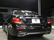 メルセデスベンツ Eクラス E200 ｱﾊﾞﾝｷﾞｬﾙﾄﾞ ｽﾎﾟｰﾂ ﾚｰﾀﾞｰｾｰﾌﾃｨPKG　AMGｴｱﾛ&19ｲﾝﾁAW ｺﾝﾋﾞ革ｼｰﾄ ﾅﾋﾞTV 360度ｶﾒﾗ Aｶｰﾌﾟﾚｲ 前後ﾄﾞﾗﾚｺ ﾀﾞｲﾅﾐｯｸｾﾚｸﾄ ｱﾝﾋﾞｴﾝﾄﾗｲﾄ LEDﾗｲﾄ ｱﾀﾞﾌﾟﾃｨﾌﾞHB　2年保証付