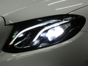 メルセデスベンツ Eクラス E200 ｱﾊﾞﾝｷﾞｬﾙﾄﾞ ﾚｻﾞｰ&ﾚｰﾀﾞｰｾｰﾌﾃｨPKG　黒本革 前後ﾋｰﾀｰ ﾅﾋﾞTV 360度ｶﾒﾗ Appleｶｰﾌﾟﾚｲ Burmester ｴｱﾊﾞﾗﾝｽPKG ﾊﾟﾌｭｰﾑｱﾄﾏｲｻﾞｰ 純正ﾄﾞﾗﾚｺ ﾀﾞｲﾅﾐｯｸｾﾚｸﾄ ｵｰﾄﾄﾗﾝｸ 純正17ｲﾝﾁAW LEDﾗｲﾄ　2年保証付