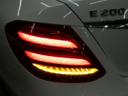 メルセデスベンツ Eクラス E200 ｱﾊﾞﾝｷﾞｬﾙﾄﾞ ﾚｻﾞｰ&ﾚｰﾀﾞｰｾｰﾌﾃｨPKG　黒本革 前後ﾋｰﾀｰ ﾅﾋﾞTV 360度ｶﾒﾗ Appleｶｰﾌﾟﾚｲ Burmester ｴｱﾊﾞﾗﾝｽPKG ﾊﾟﾌｭｰﾑｱﾄﾏｲｻﾞｰ 純正ﾄﾞﾗﾚｺ ﾀﾞｲﾅﾐｯｸｾﾚｸﾄ ｵｰﾄﾄﾗﾝｸ 純正17ｲﾝﾁAW LEDﾗｲﾄ　2年保証付