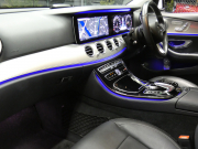 メルセデスベンツ Eクラス E200 ｱﾊﾞﾝｷﾞｬﾙﾄﾞ ﾚｻﾞｰ&ﾚｰﾀﾞｰｾｰﾌﾃｨPKG　黒本革 前後ﾋｰﾀｰ ﾅﾋﾞTV 360度ｶﾒﾗ Appleｶｰﾌﾟﾚｲ Burmester ｴｱﾊﾞﾗﾝｽPKG ﾊﾟﾌｭｰﾑｱﾄﾏｲｻﾞｰ 純正ﾄﾞﾗﾚｺ ﾀﾞｲﾅﾐｯｸｾﾚｸﾄ ｵｰﾄﾄﾗﾝｸ 純正17ｲﾝﾁAW LEDﾗｲﾄ　2年保証付