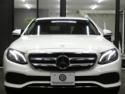 メルセデスベンツ Eクラス E200 ｱﾊﾞﾝｷﾞｬﾙﾄﾞ ﾚｻﾞｰ&ﾚｰﾀﾞｰｾｰﾌﾃｨPKG　黒本革 前後ﾋｰﾀｰ ﾅﾋﾞTV 360度ｶﾒﾗ Appleｶｰﾌﾟﾚｲ Burmester ｴｱﾊﾞﾗﾝｽPKG ﾊﾟﾌｭｰﾑｱﾄﾏｲｻﾞｰ 純正ﾄﾞﾗﾚｺ ﾀﾞｲﾅﾐｯｸｾﾚｸﾄ ｵｰﾄﾄﾗﾝｸ 純正17ｲﾝﾁAW LEDﾗｲﾄ　2年保証付