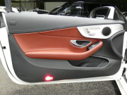 メルセデスベンツ Cクラス C180 ｶﾌﾞﾘｵﾚ ﾚｻﾞｰｴｸｽｸﾙｰｼﾌﾞ&ﾚｰﾀﾞｰｾｰﾌﾃｨPKG　9速AT meｺﾈｸﾄ AMGｴｱﾛ&19ｲﾝﾁｱﾙﾐ 赤革 赤幌 HDDﾅﾋﾞ 地ﾃﾞｼﾞ Bｶﾒﾗ Bluetoothｵｰﾃﾞｨｵ ﾄﾞﾗﾚｺ LEDﾍｯﾄﾞﾗｲﾄ ｴｱﾊﾞﾗﾝｽPKG ﾍｯﾄﾞｱｯﾌﾟD　2年保証付