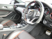 AMG Aクラス A45 4MATIC AMGｱﾄﾞﾊﾞﾝｽﾄﾞ&ﾚｰﾀﾞｰｾｰﾌﾃｨPKG　後期 381ps ｷｰﾚｽｺﾞｰ ﾊﾟﾌｫｰﾏﾝｽｼｰﾄ&可変ﾊﾟﾌｫｰﾏﾝｽｴｸﾞｿﾞｰｽﾄ AMGｴｱﾛ&18AW ﾊﾟﾅﾒﾘｶｰﾅｸﾞﾘﾙ ﾅﾋﾞTV Aｶｰﾌﾟﾚｲ Bｶﾒﾗ harman/kardon LEDﾍｯﾄﾞﾗｲﾄ/ｵｰﾄHB　2年保証付