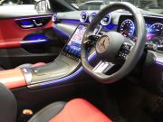 メルセデスベンツ Cクラス C200 ｽﾃｰｼｮﾝﾜｺﾞﾝ AVG AMGﾗｲﾝ&ﾚｻﾞｰｴｸｽｸﾙｰｼﾌﾞ&ﾍﾞｰｼｯｸPKG　ISG搭載 AMGｴｱﾛ&18AW 赤黒革ｼｰﾄ ﾊﾟﾉﾗﾏSR MBUXﾅﾋﾞ 地ﾃﾞｼﾞ 360ｶﾒﾗ Appleｶｰﾌﾟﾚｲ ﾍｯﾄﾞｱｯﾌﾟD ﾃﾞｼﾞﾀﾙｺｯｸﾋﾟｯﾄD 自動ﾘｱｹﾞｰﾄ DIGITALﾗｲﾄ　新車保証継承可能