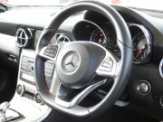 メルセデスベンツ SLCクラス SLC180 ｽﾎﾟｰﾂ ﾚｰﾀﾞｰｾｰﾌﾃｨPKG　9速AT AMGｴｱﾛ&18AW ｷｰﾚｽｺﾞｰ  黒本革ｼｰﾄ/ﾋｰﾀｰ HDDﾅﾋﾞ 地ﾃﾞｼﾞ Bｶﾒﾗ ﾀﾞｲﾅﾐｯｸｾﾚｸﾄ ﾀﾞｯｼｭﾎﾞｰﾄﾞｸﾛｯｸ LEDﾍｯﾄﾞﾗｲﾄ/ｱﾀﾞﾌﾟﾃｨﾌﾞHB ﾏﾙﾁｶﾗｰｱﾝﾋﾞｴﾝﾄﾗｲﾄ　2年保証付